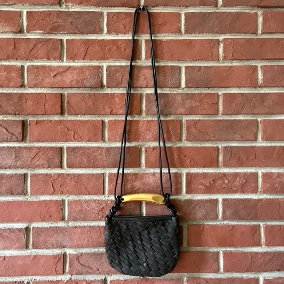 Walter Baker Hazel Black Woven Leather Crossbody Gold Handle Bag - Picture 2 of 12